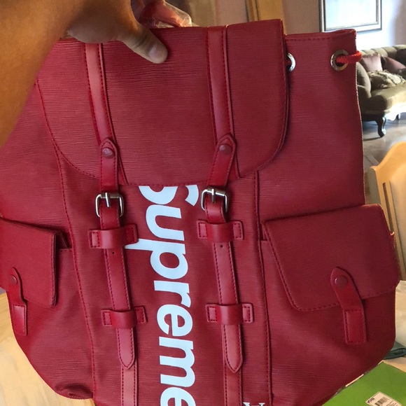 Louis Vuitton x Supreme Christopher backpack - Picture 3 of 8